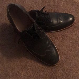 Banana Republic Mensa dress shoe
